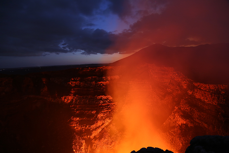 ニカラグアグラナダ発、お手軽かつコスパ抜群火山ツアーへGO！ | 世界 