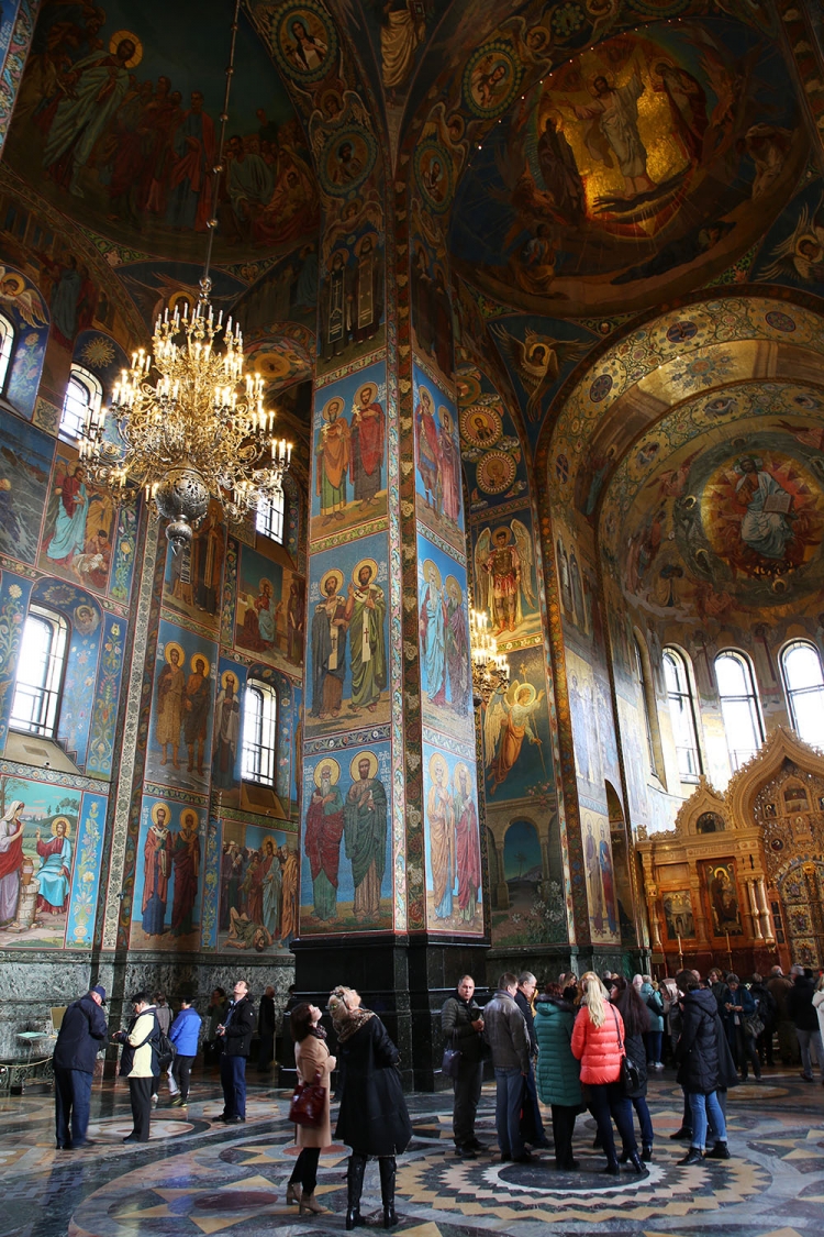 血の上の救世主教会　サンクトペテルブルク　内側