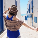 チュニジアで最も美しい、青と白の街